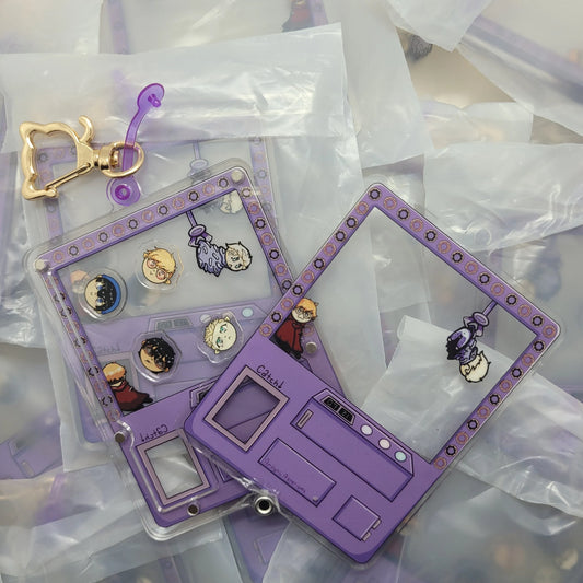 Trigun Claw Machine Openable Shaker Charm