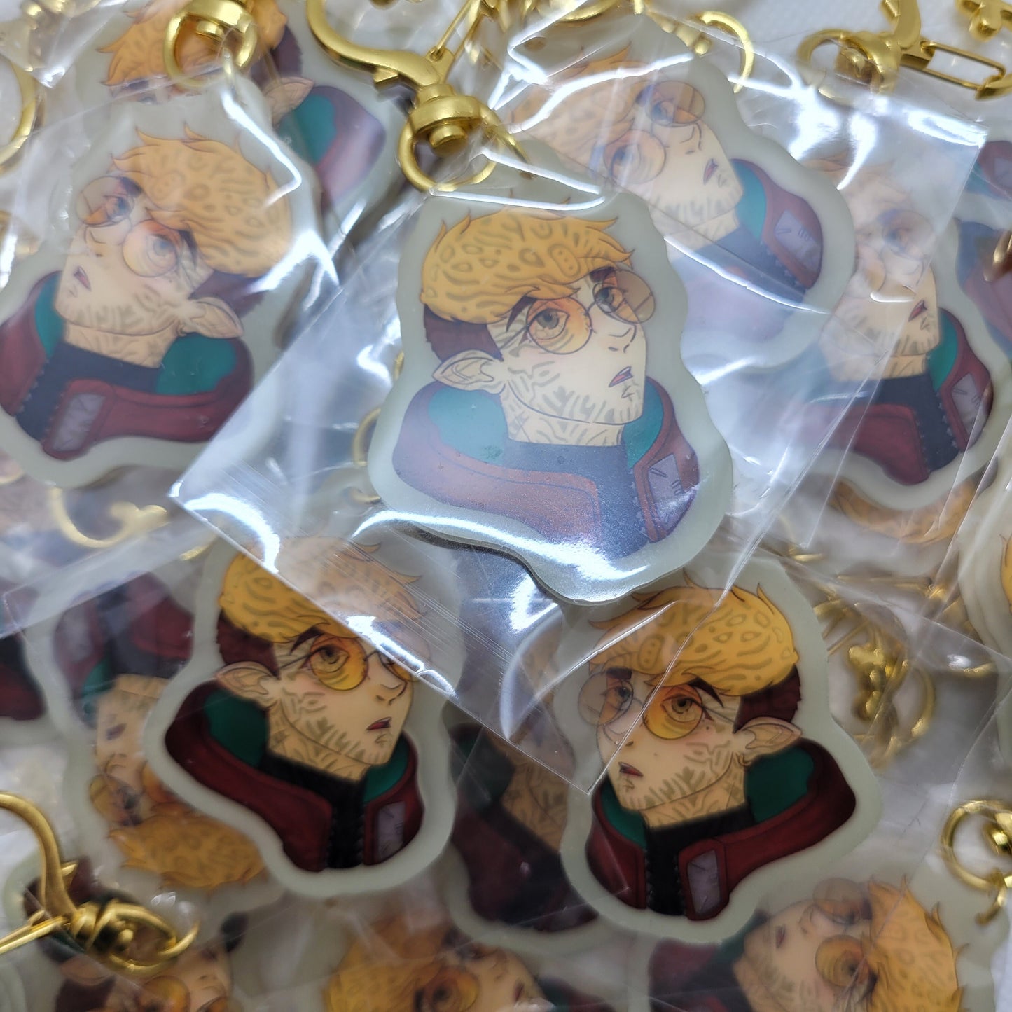 Glow in the Dark Vash the stampede Keychain