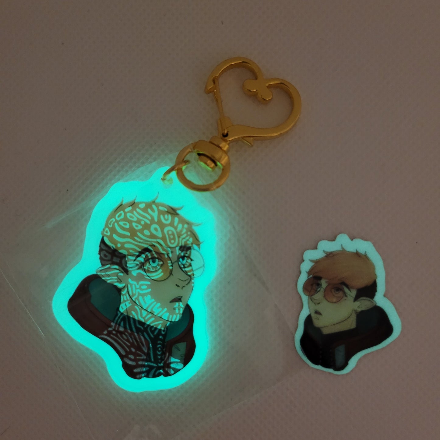 Glow in the Dark Vash the stampede Keychain